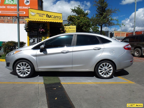 Imagen 5 de 25 de Ford Fiesta Titanium