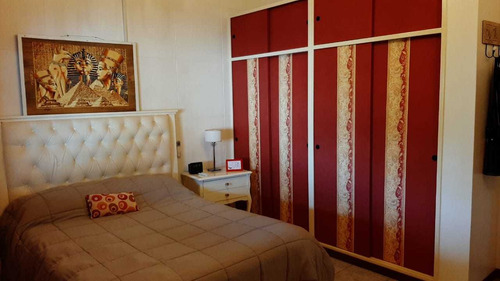 Casa En Venta En De Vicenzo Grande.del Viso Pilar