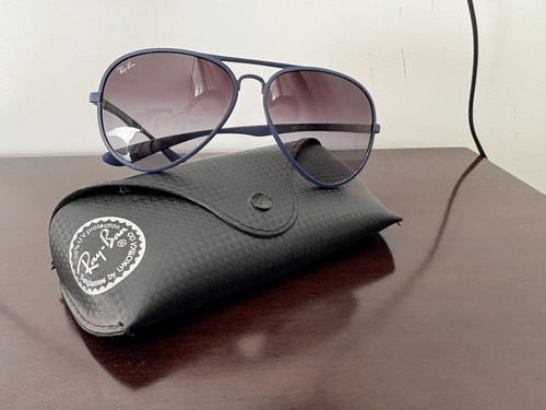 Lentes De Sol Ray Ban Aviator Rb 4180 Con Protección Uv Aviador Degradee Azul (Usado)