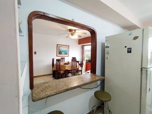 Imagen 9 de 11 de Apartamento Res. La Paz Urb. Las Quintas Naguanagua Foa-2483 Marisol 04244923040