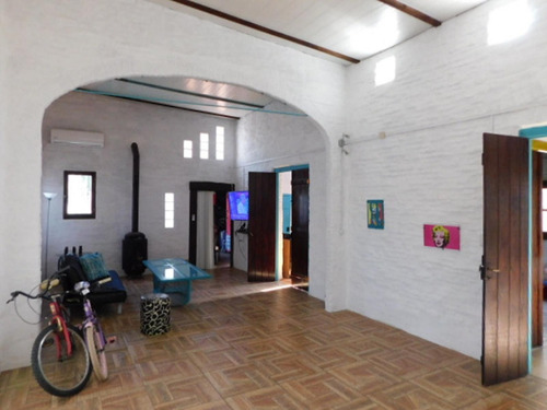 Imagen 1 de 14 de Casa En Padrón Único Sobre Av Sayago