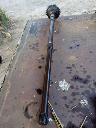 Repuesto Tractor Jhon Deere 3350 Eje Toma Fuerza (Usado)