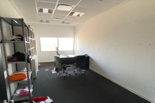 Imagen 12 de 21 de Oficinas - Troncos Del Talar