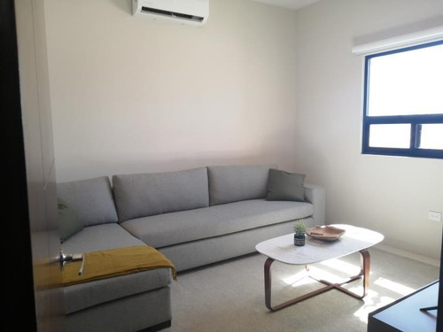 Imagen 2 de 12 de Casa Sola En Venta La Toscana Residencial