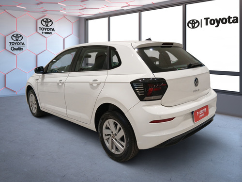 Volkswagen Pólo Comfortline (Aut) (Flex)