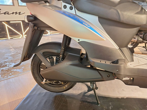 Kymco Agility Carry Ev Scooter Electrico