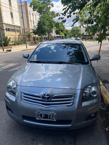 Toyota Avensis 2.0 At