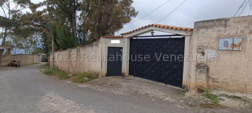 Casa En Venta El Junquito  24-13304