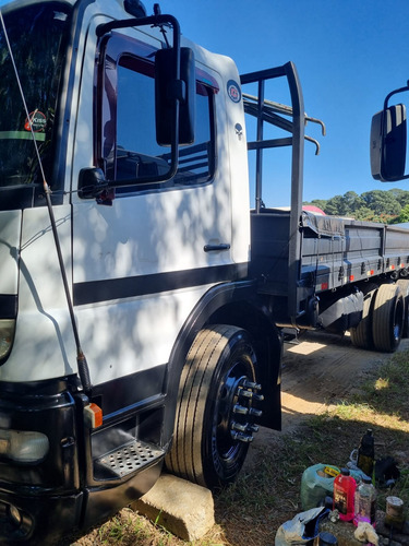 Mb Atego 1418 Ano 2006 Trucado Gabine Com Interclima Carroce