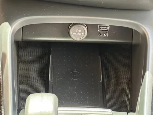 Volvo XC40 T4 MOMENTUM 2.0 AT