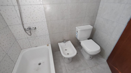 Departamentos En Jose Marmol.centricos De 2 Amb.a Estrenar