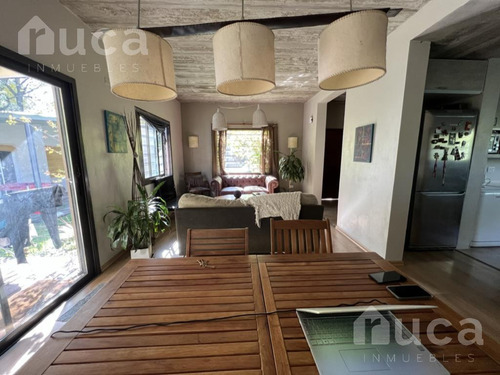 Imagen 10 de 30 de Venta | Moderna Casa Nueva C/jardin Y Piscina | Barrio La Bota