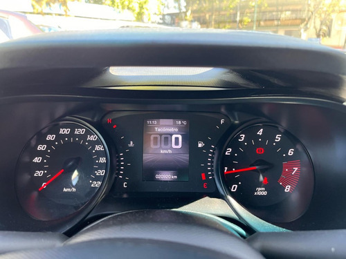 Fiat Cronos 1.8 16v Precision
