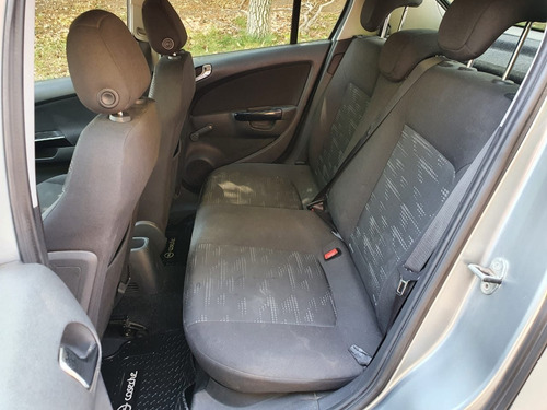 Imagen 10 de 14 de Opel Corsa Enjoy Hb Full 1.4 Corsa Enjoy Hb Full 1.4 2013