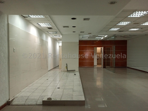 Imagen 3 de 11 de Amplio Local Comercial En Alquiler 22-371 Dc