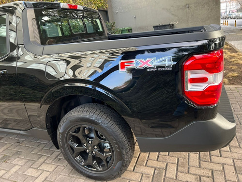 Imagen 12 de 15 de Ford Maverick Lariat Shadow Black
