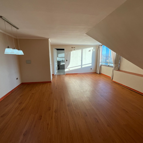 Arriendo Depto. 3d/2b/1e, Huertos Familiares, Excelente