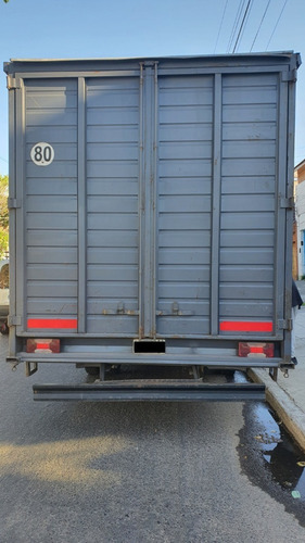 Imagen 3 de 4 de Iveco Daily 70c16