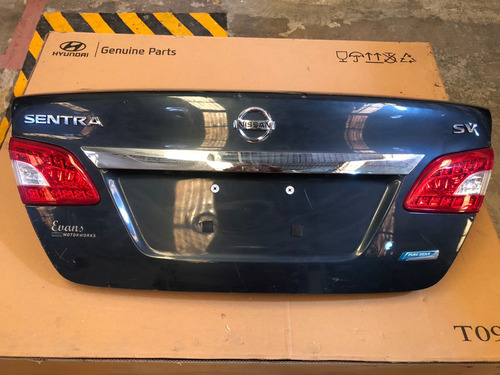 Tapa Cajuela Nissan Sentra Del 2013 2014 2015 2016