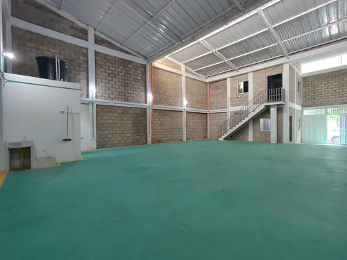 Bodega En Arriendo En San Miguel. Cod A29233