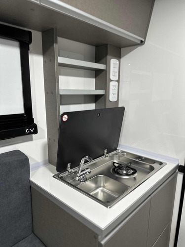 Camper Para Pickup Doble Cabina Marca Iseo