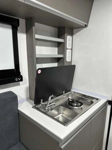 Camper Para Pickup Doble Cabina Marca Iseo