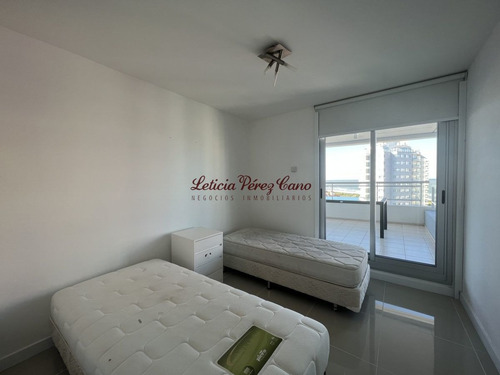 Imagen 12 de 21 de Venta Apartamento 2 Y Medio Dormitorios, Playa Brava