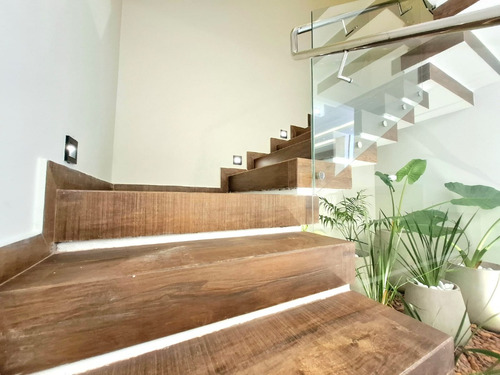 Vendo Dúplex A Estrenar En El Barrio Santa María De Encarnación: 3 Habitaciones Y 3 Baños