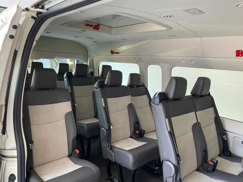 Toyota Hiace 2021 2.8 Tdi Commuter 6at 14a