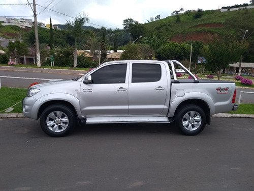 Imagem 3 de 9 de Toyota Hilux