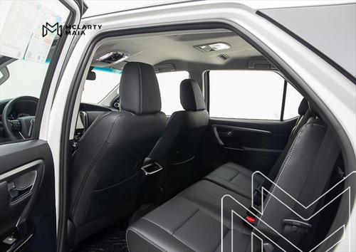 Toyota Hilux SW4 2.8 D-4dturbo Diesel Srx Platinum 7l 4x4 Automatico