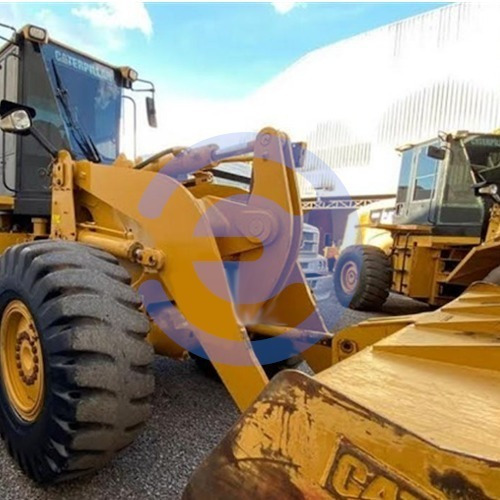 Imagem 1 de 4 de Pá Carregadeira Caterpillar 938h 2013