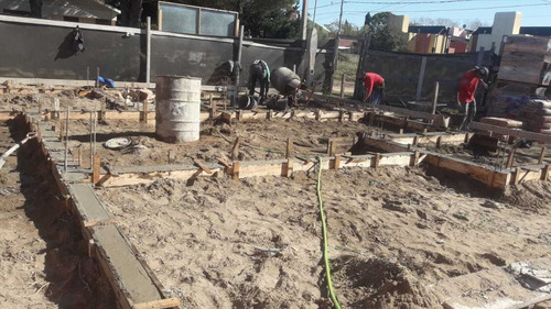 Venta En Pozo En Costa Azul Dptos De 3ambts A 300 M D Mar