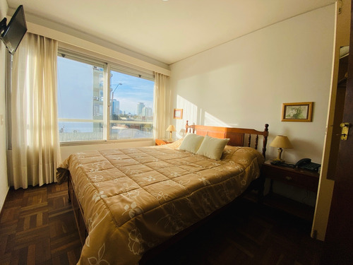 Imagen 5 de 8 de Apartamento En Alquiler Temporario De 1 Dormitorio C/ Cochera En Península