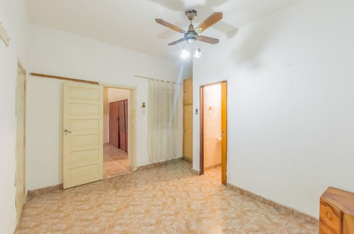 Imagen 16 de 29 de Venta Casa 4 Amb Con Local Comercial Acep. Permuta