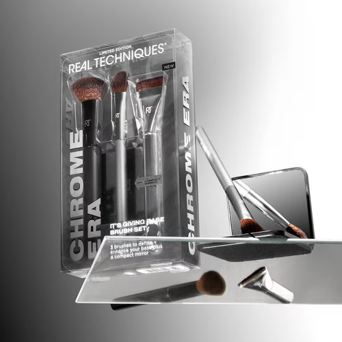 Real Techniques Chrome Era It's Giving Base Makeup Brush Set