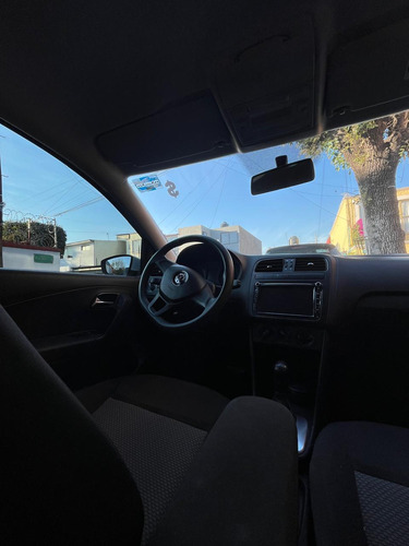 Volkswagen Vento 1.6 Confortline At