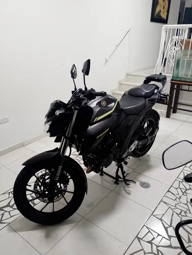 Fz 25