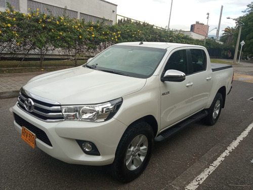 Toyota Hilux 2.8