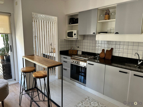 Venta De Departamento De 2 Amb Con Cochera En Palermo