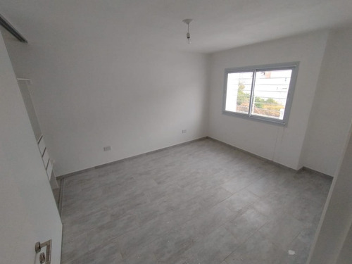 Imagen 11 de 15 de Duplex 3 Dorm, 2baños...(excelente Calidad) La Calera!!