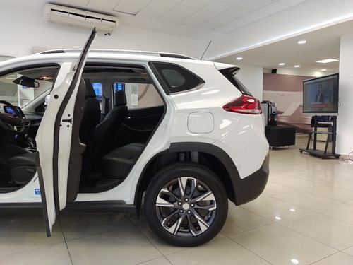 Imagen 12 de 25 de Chevrolet Tracker 1.2 At Premier Turbo 0km Financiada Usado