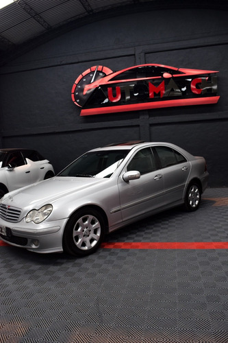 Imagen 15 de 18 de Mercedes-benz 220 C220 Cdi 2005