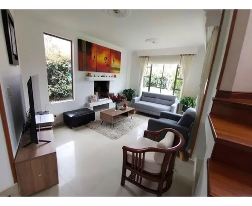Casa De Ensueño En Chía, Conjunto Aquitania 290mts2 Const. / 895mts2