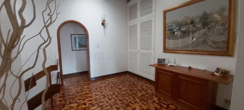 Imagen 10 de 13 de Casa En Venta Los Naranjos Del Cafetal 22-6932 Renta House Los Samanes