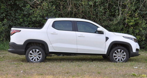 Imagen 8 de 25 de Fiat Strada 0km Endurance Freedom Volcano 0km Tomo Usados 4-