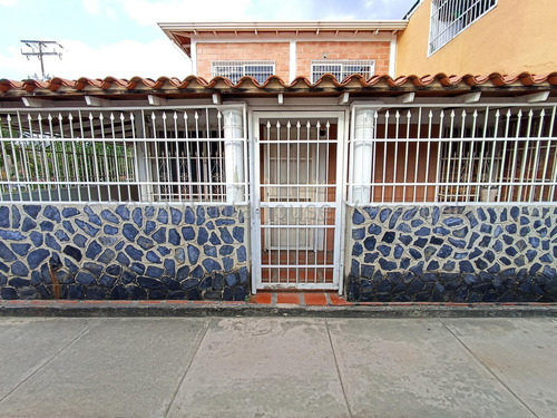 Imagen 2 de 14 de Casa Prados De La Encrucijada Calle Privada 22-18126 Hl