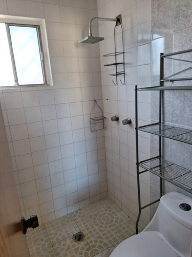 Excelente Departamento De Dos Recámaras Y Un Baño