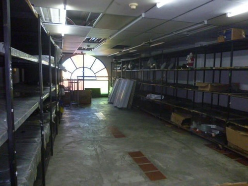 Imagen 15 de 30 de Local Comercial En Venta En Parroquia Catedral Barquisimeto Lara +++23-1767 */ M.c T. N° +0-4-2-4- 5.5.6. 5.7. 5.9 *--**