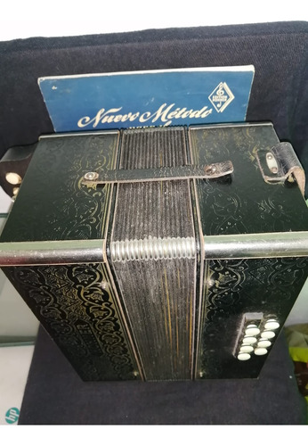 Hohner Vienna Model 2915